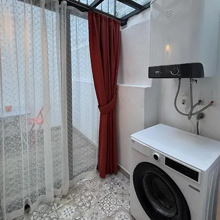 Idor Будинок відпочинку Айвалик