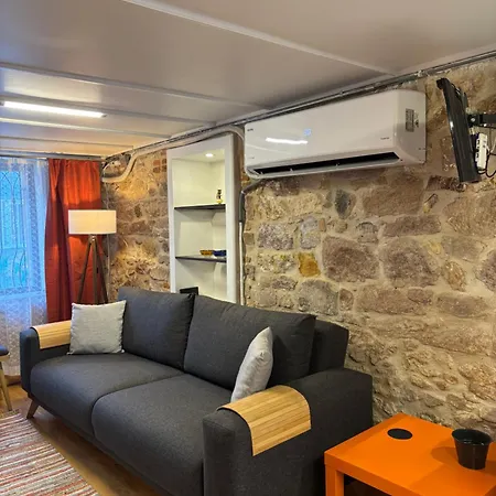 Будинок відпочинку Idor Айвалик